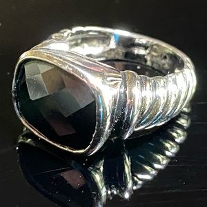 Premier Designs Onyx ring Size 5